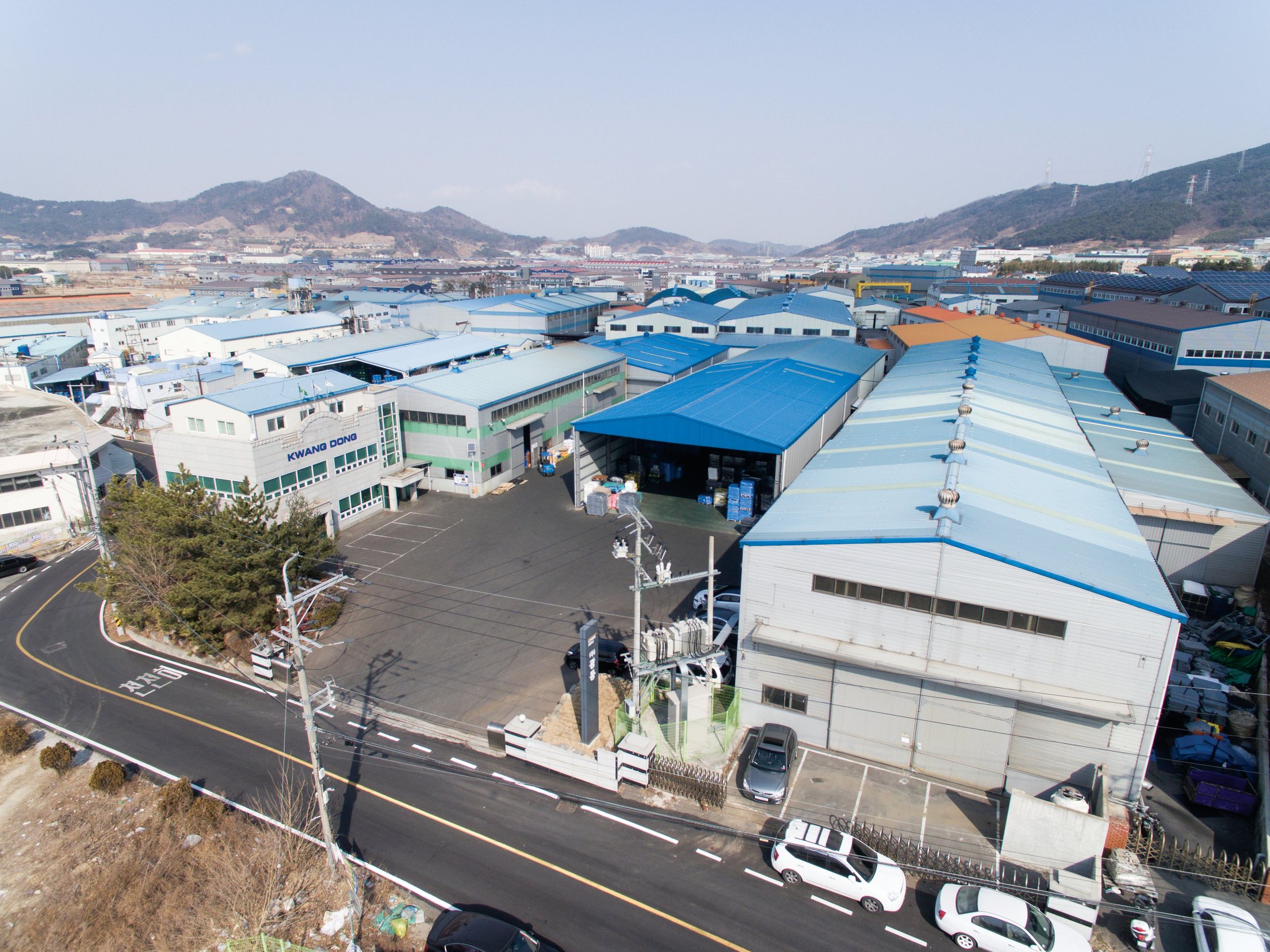 광동 본사 전경 — 드론 항공